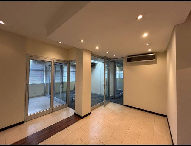 324M² OFFICE TO LET IN SANDTON CENTRAL
